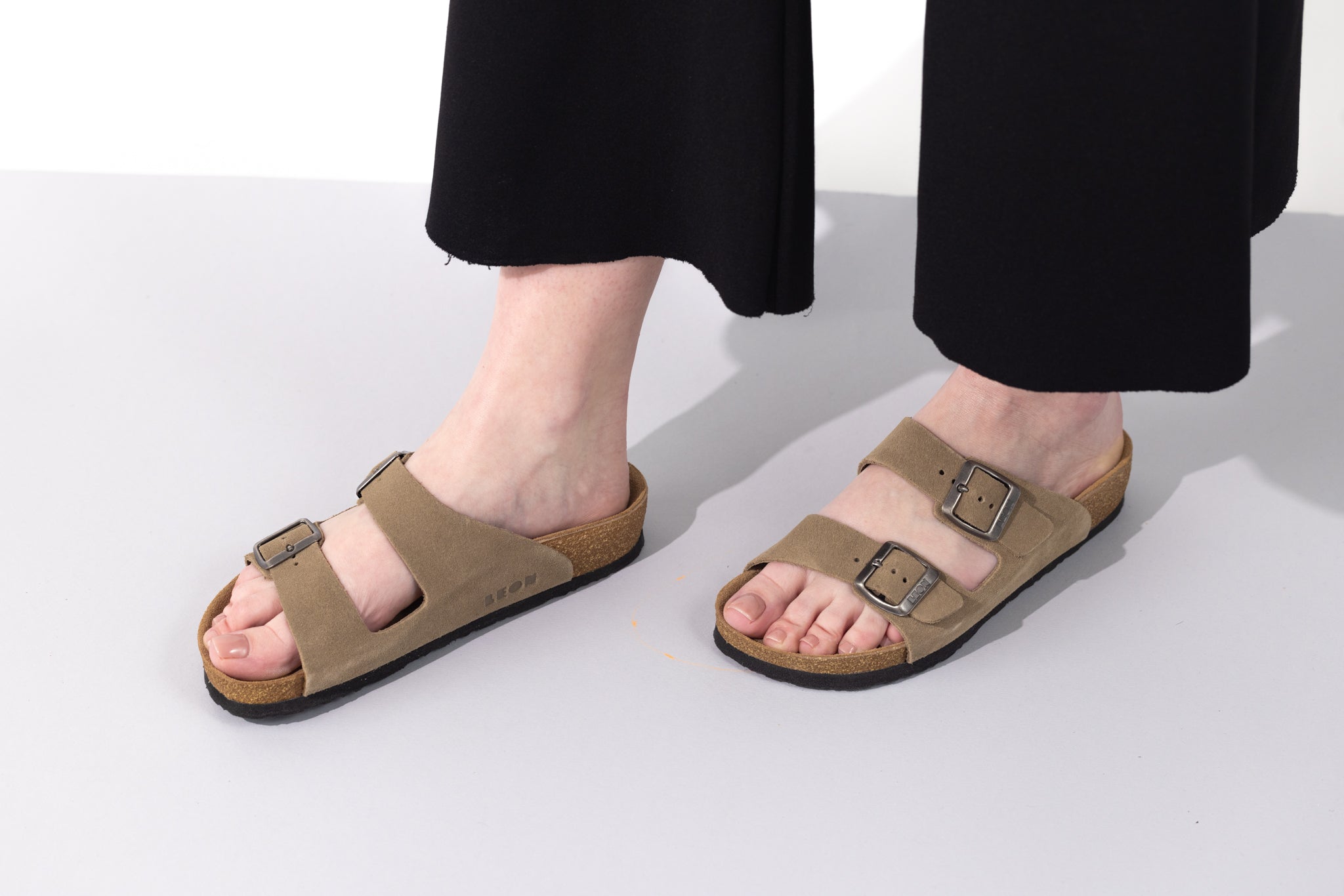 Anna Sandaler - Brunt Mocka