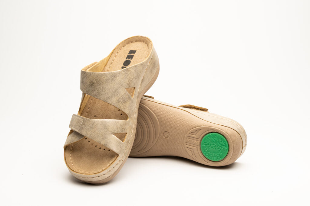 Laura Sandaler - Guld