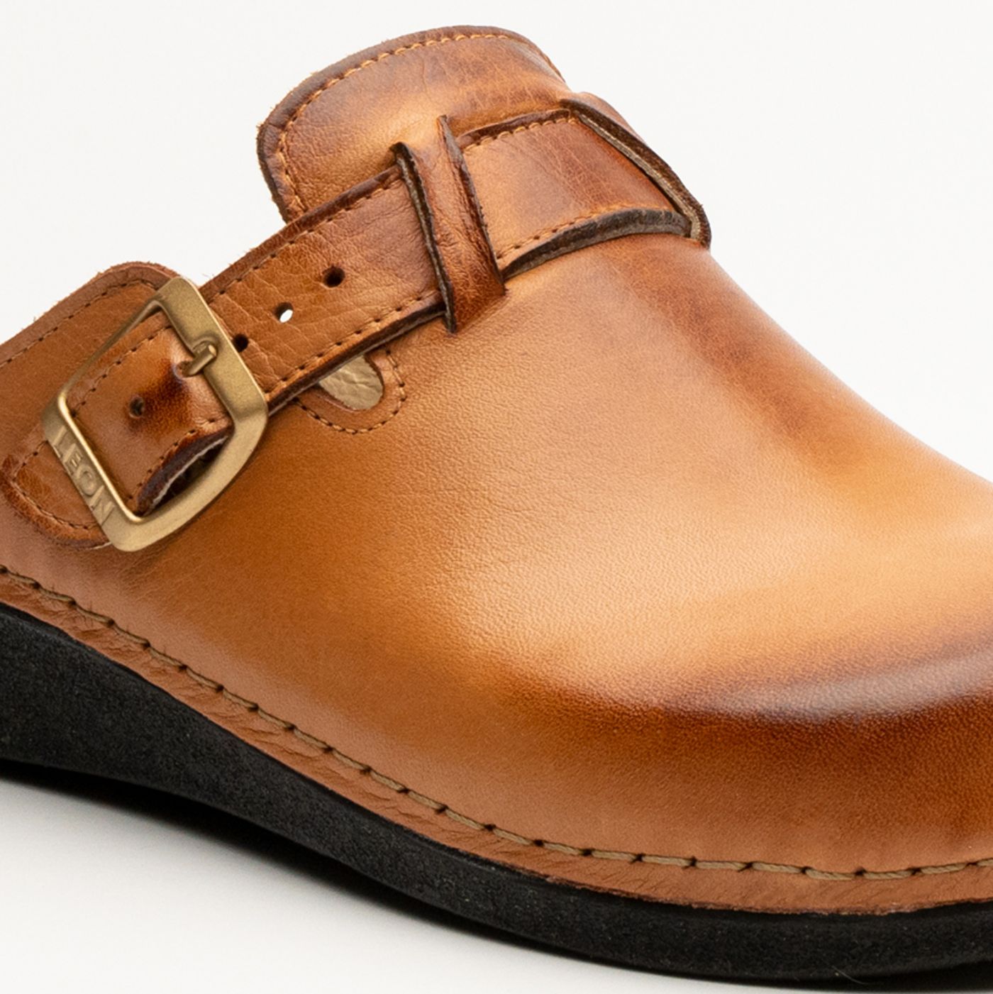 Nora I Läder Clogs - Brun