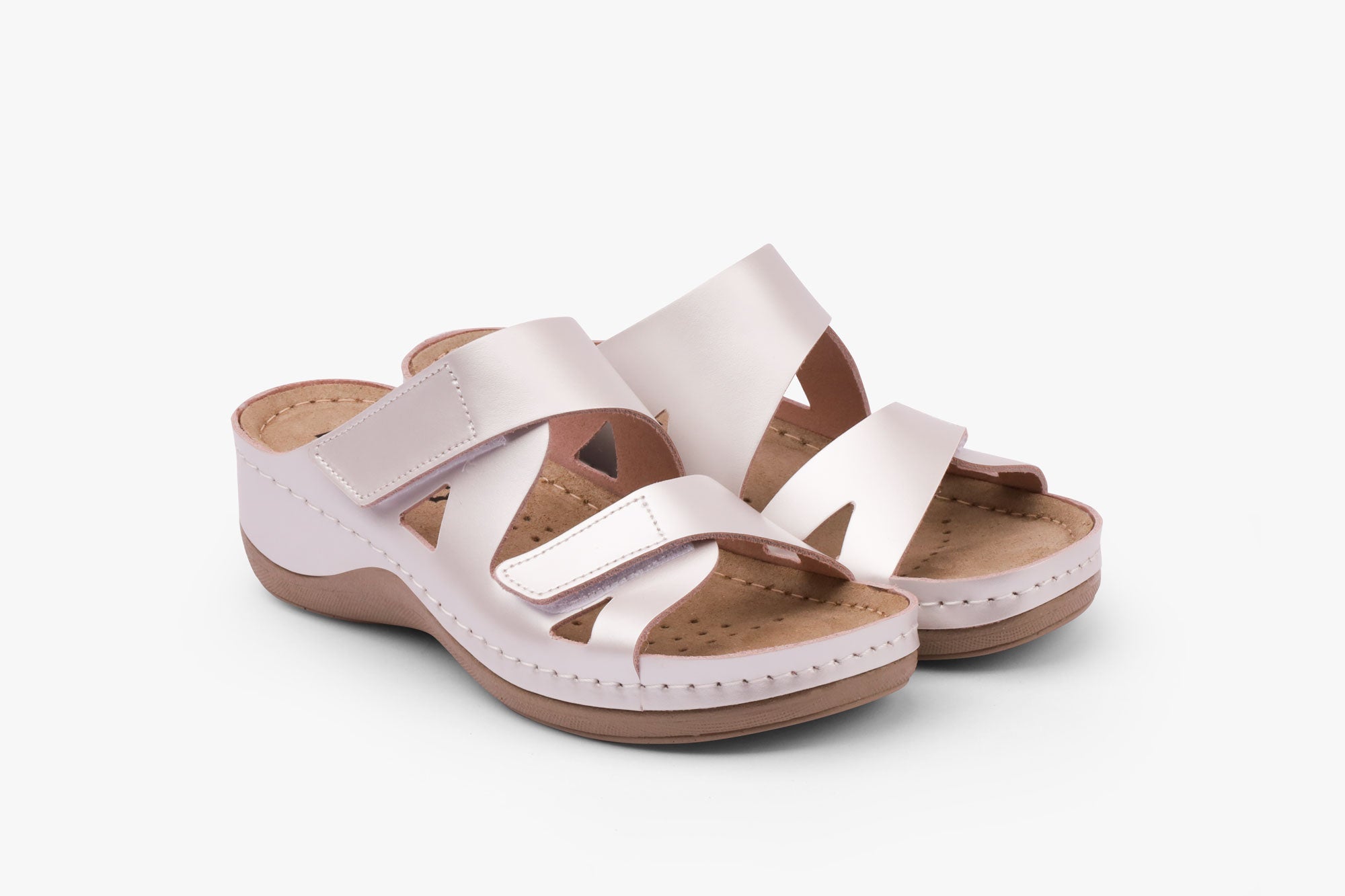 Laura Sandaler - Pärlemor